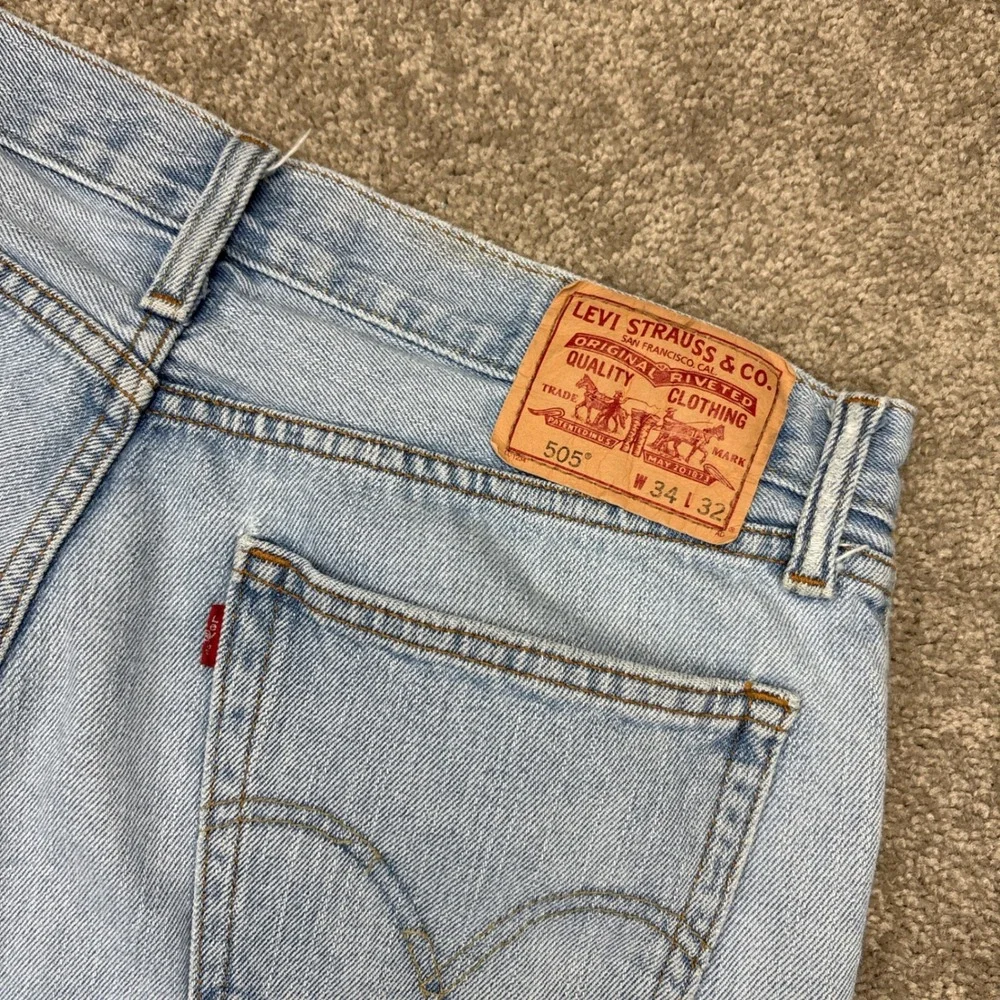 Vintage Y2K Levis 505 Straight Fit Jeans 36x32